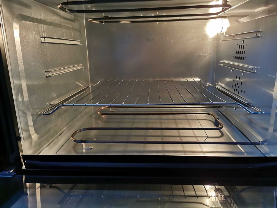 Електрическа фурна Termomax TR7011, 2000w, 70л, черен