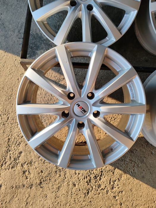 Jante pe 18'' Jeep Grand Cherokee, Wrangler, Dodge, Chrysler etc