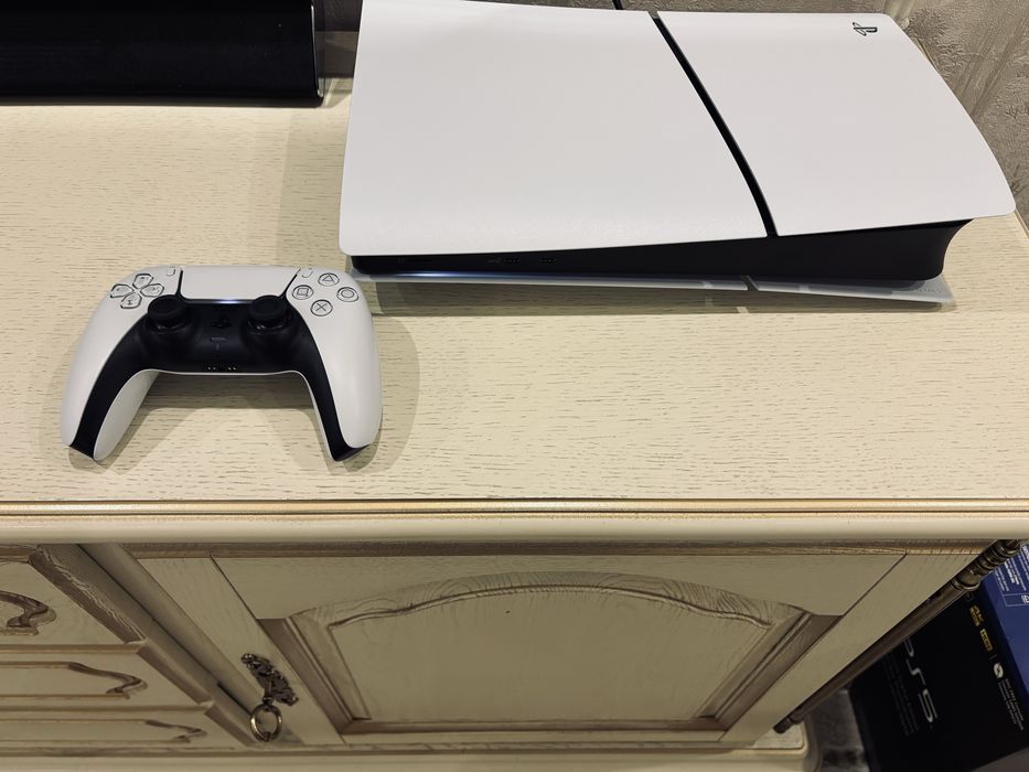 Sony PlayStation 5 Slim