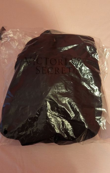 Victoria's Secret чисто нов и оригинален бански костюм  XL