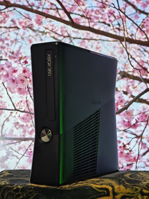 Xbox 360 300 гигов