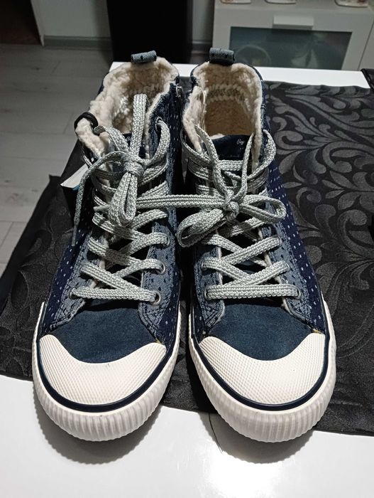 Pepe Jeans  и  Marco Tozzi маратонки