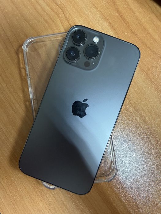 Продам Iphone 13 pro max в отличном состоянии
