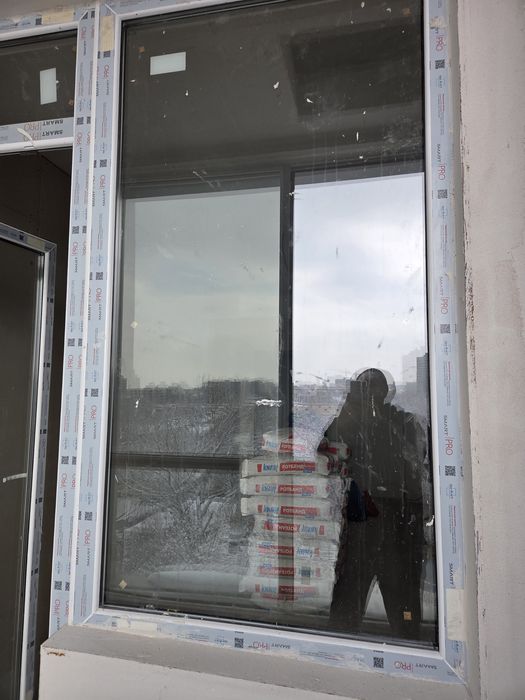 Продам весь Балконной Дверь и Окно