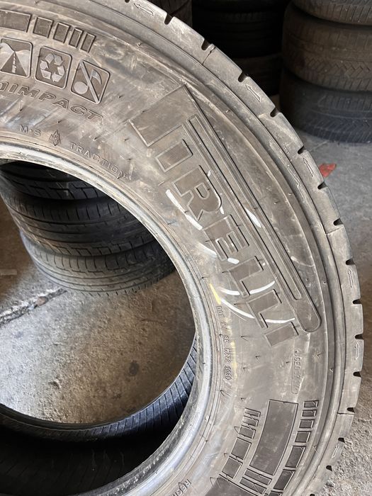 2 anvelope camion 315/70/22.5 , Pirelli , DOT 2021 !