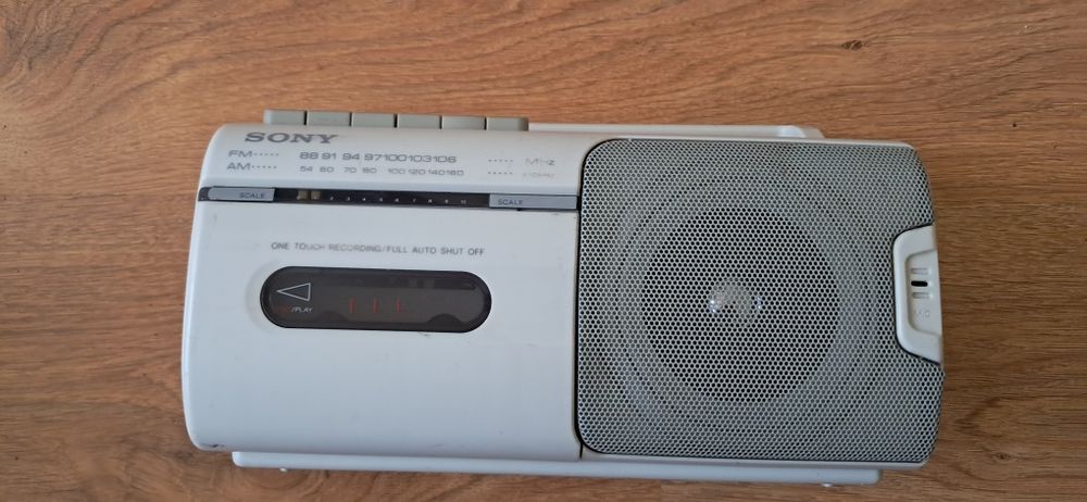 Radio casetofon Sony CFM-10