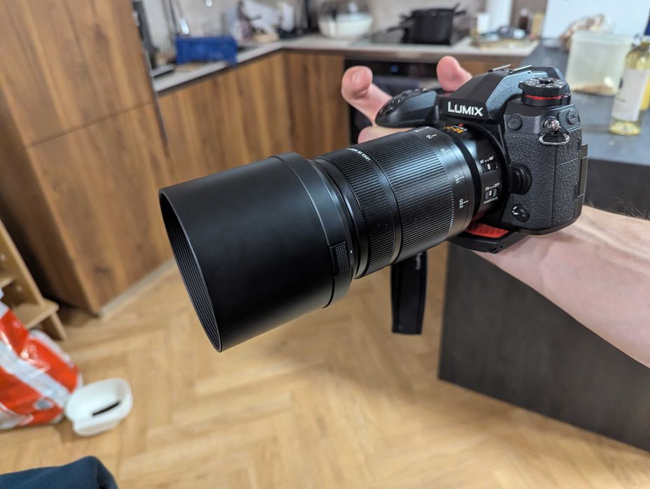 Panasonic Leica DG Vario-Elmarit 50-200mm f/2.8-4