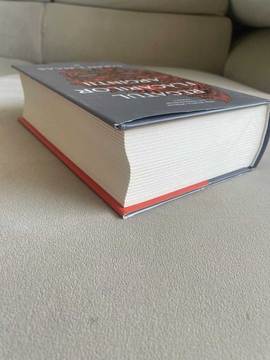 Regatul flacarilor argintii sarah j maas acotar hardcover