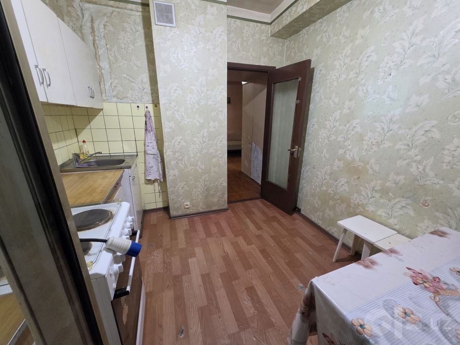 Дархан, Хамид Алимджан метро, мебель и техника