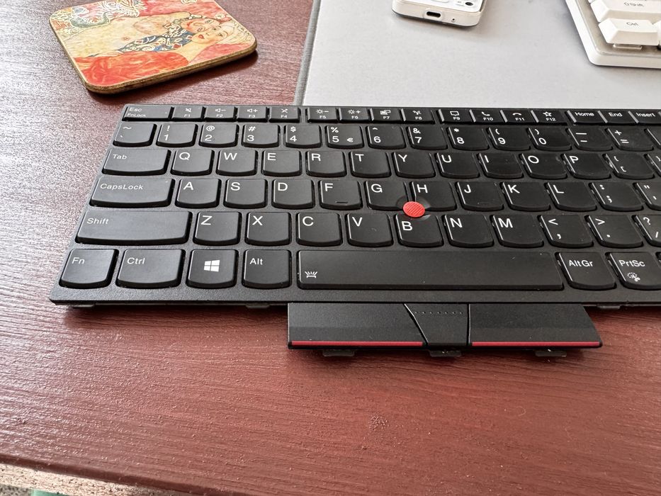 Tastatura iluminata Thinkpad T14
