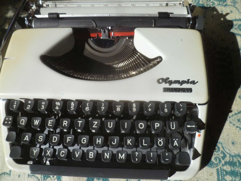 Masina de scris Olympia 66  Splendid