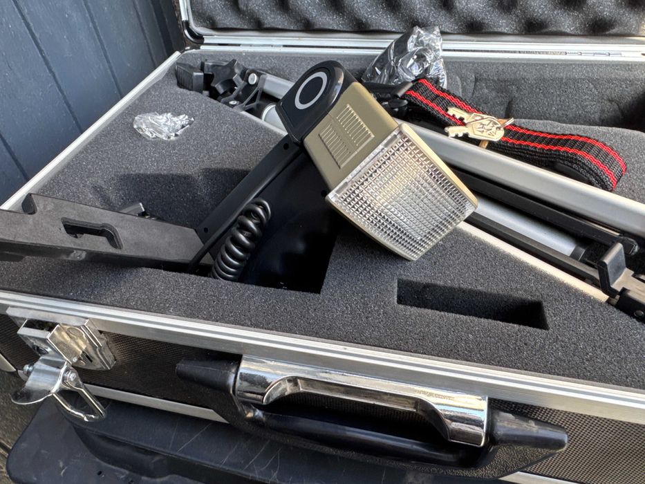 НОВ статив Canomatic + алуминиев куфар (пълен комплект)