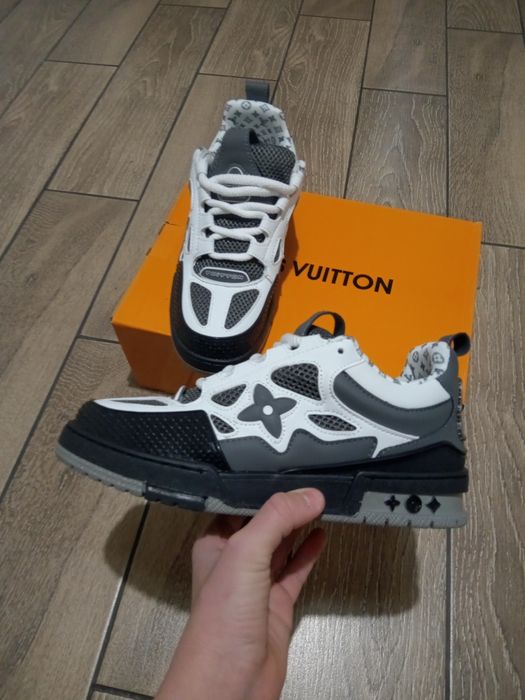 LV skates mărimea 41