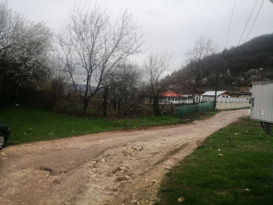 Продава се Къща в с. Сваленик, Област Русе - 300 кв.м за 134 €/кв.м - Снимка #12