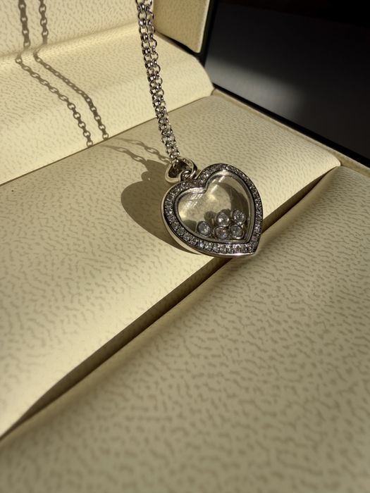 Ново колие Chopard happy diamonds