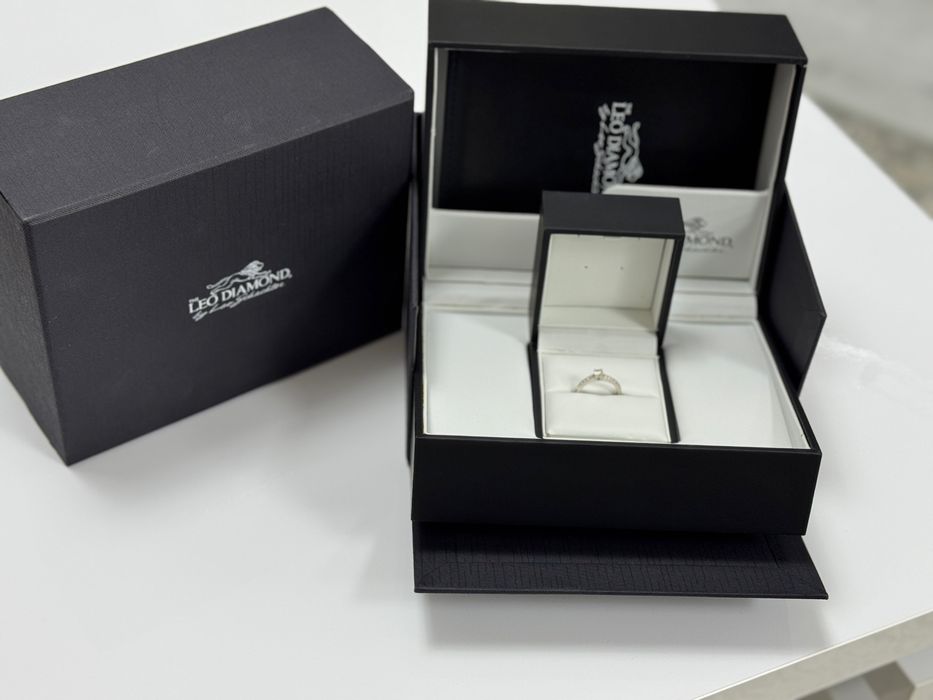 Inel de logodnă Leo Diamond – Aur alb 18K, diamant natural 0.24ct