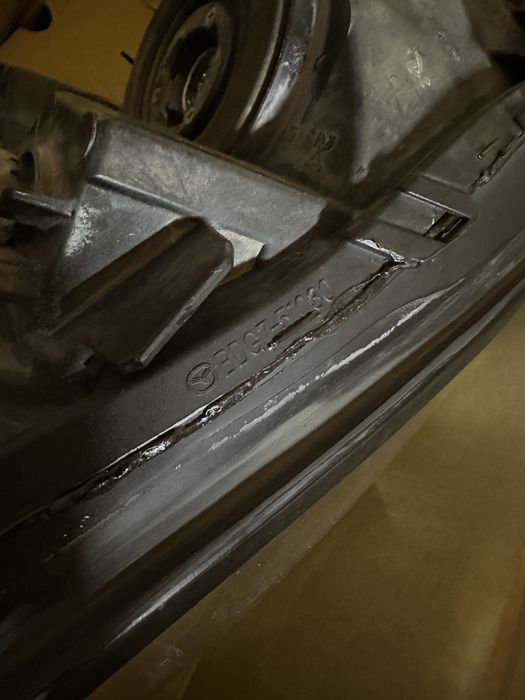 Левая Фара оригинал на мазда 3 2012г