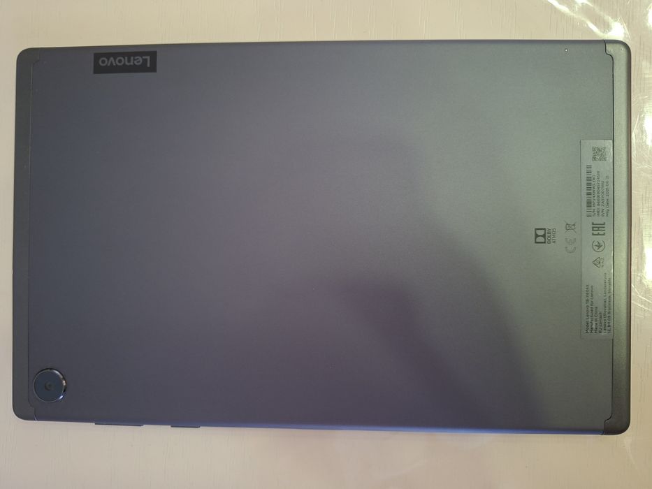 Продам планшет Lenovo 4/64