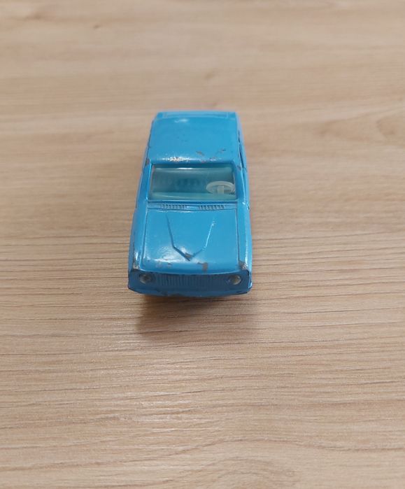 Метални колички - руска ВОЛГА, Buick Regal