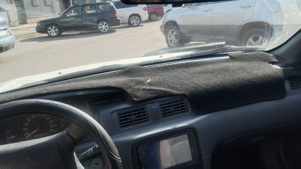 Накидка на панель Камри 20