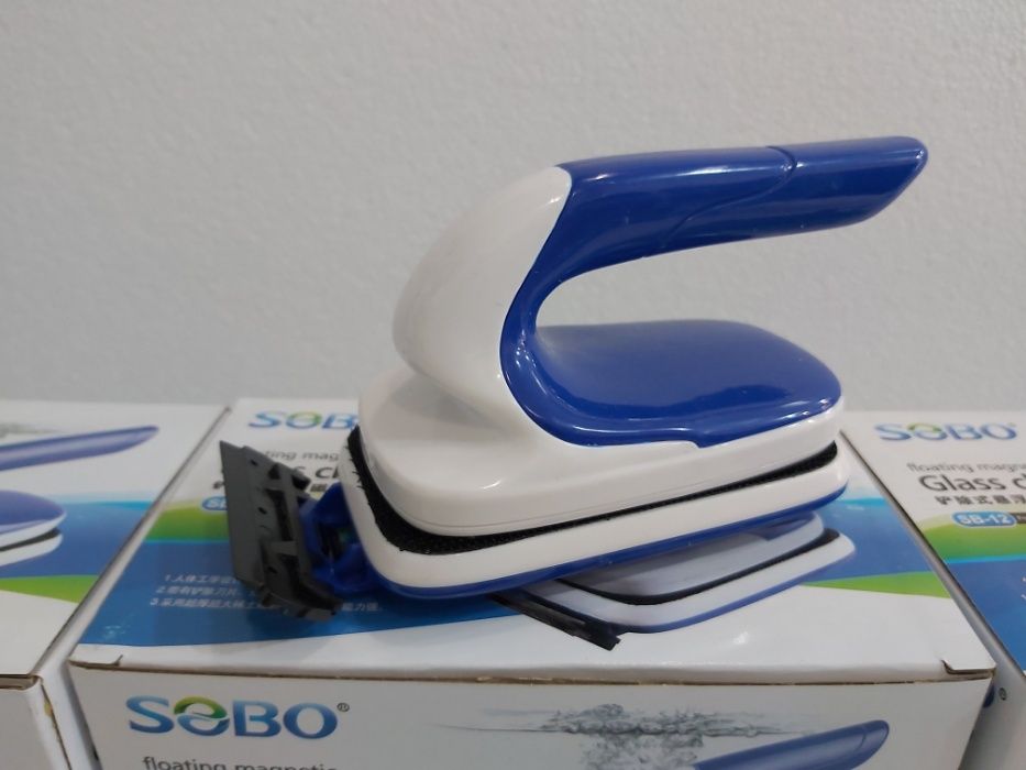 Магнитна чистачка за аквариум