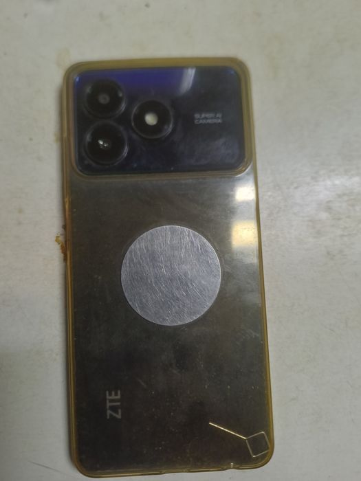 Продам смартфоны