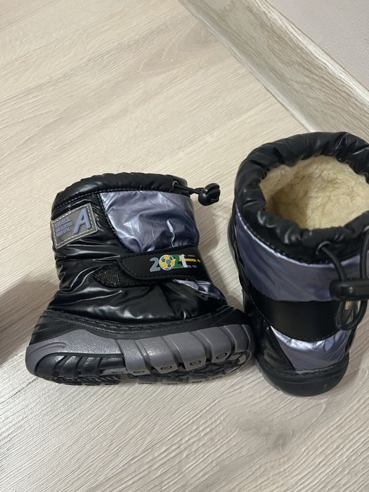 Продам ботиночки