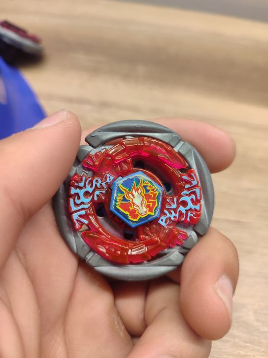 Beyblade - комлект блейдове