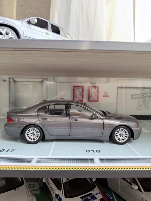 Колекционерски модел BMW 7 series E65 Kyosho 1:18
