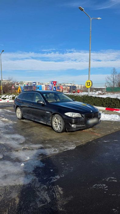 BMW SERIA 5 530D F11 2011