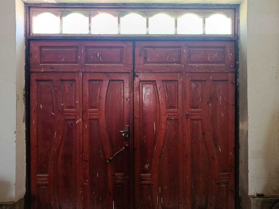 Aģash darwaza satiladi