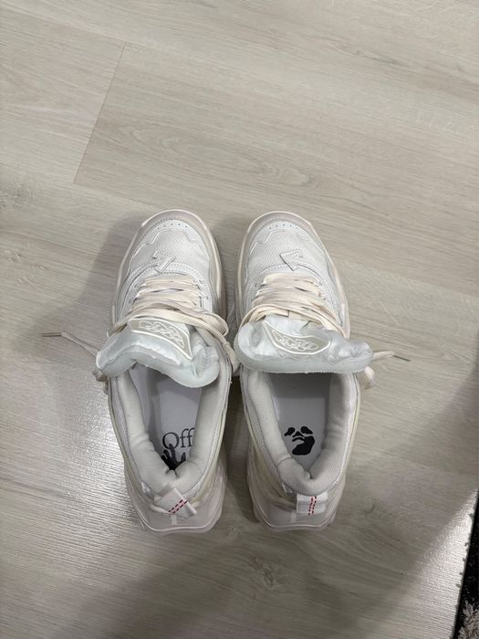 Off White ODSY.