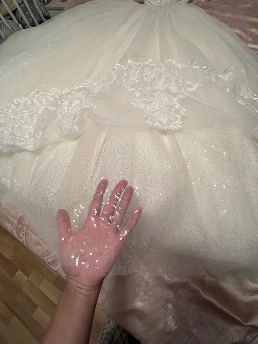 Продам свадебное платье.рр 42-48.