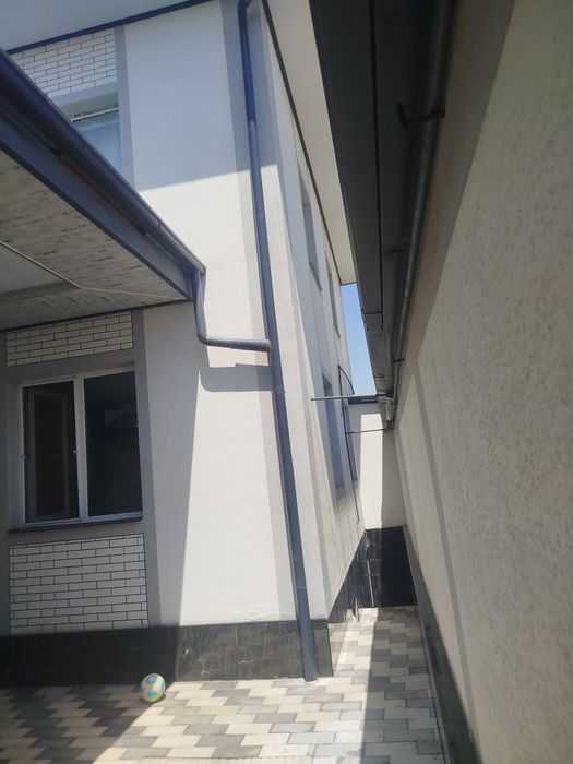 Участка сотилади 4 сот 7 хона