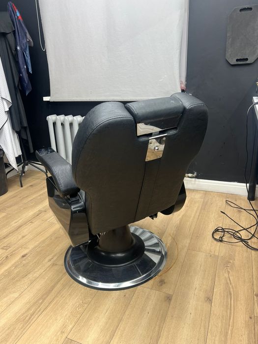 Продам барбер кресло