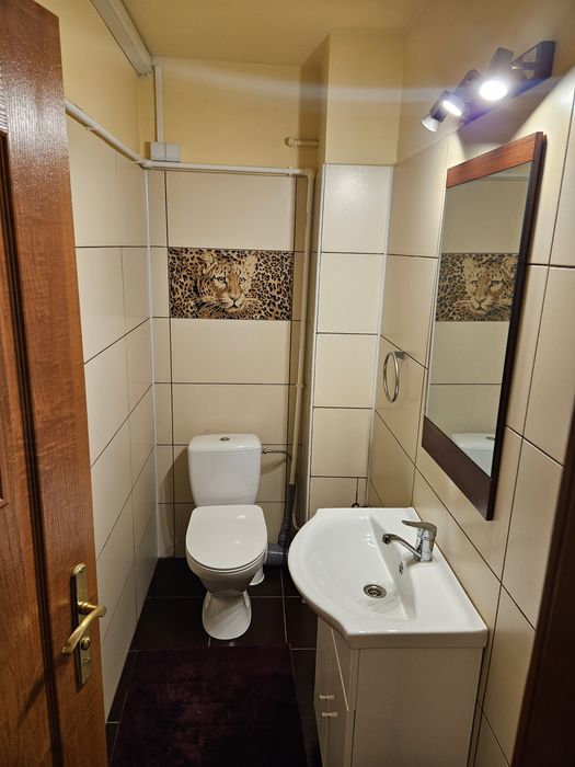 Inchiriez apartament 3 camere strada Spania