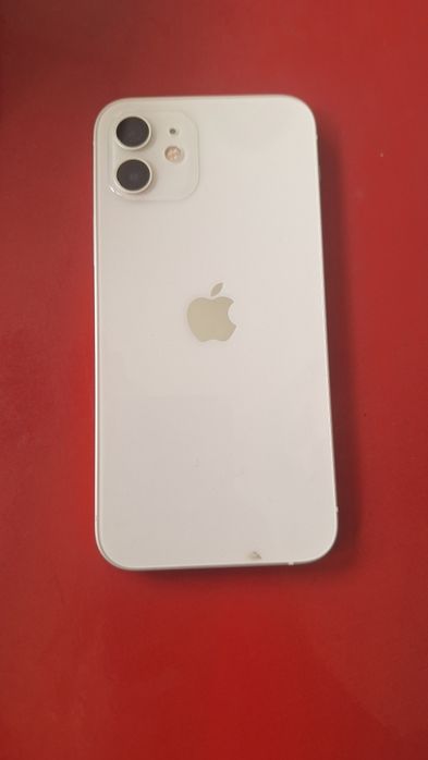 Iphone 12  simplu