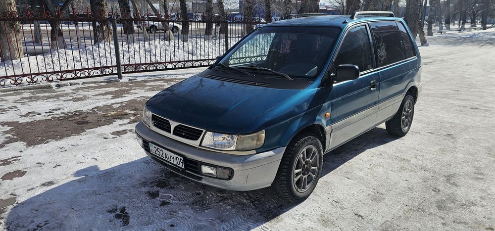 Mitsubishi space runner