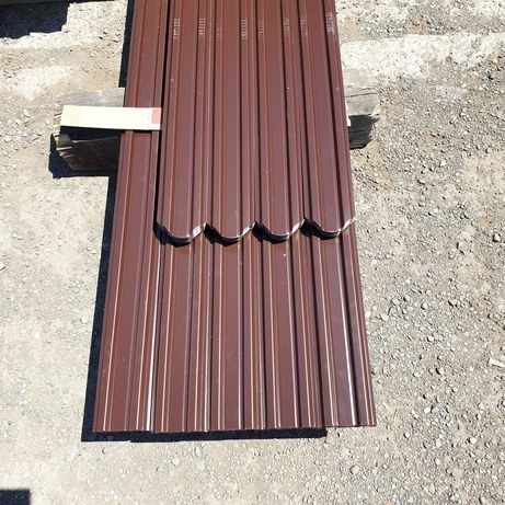 Sipca metalica pentru gard maro 2ml  Aspect rafinat si modern