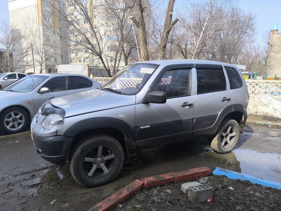 Нива Шевроле  продам