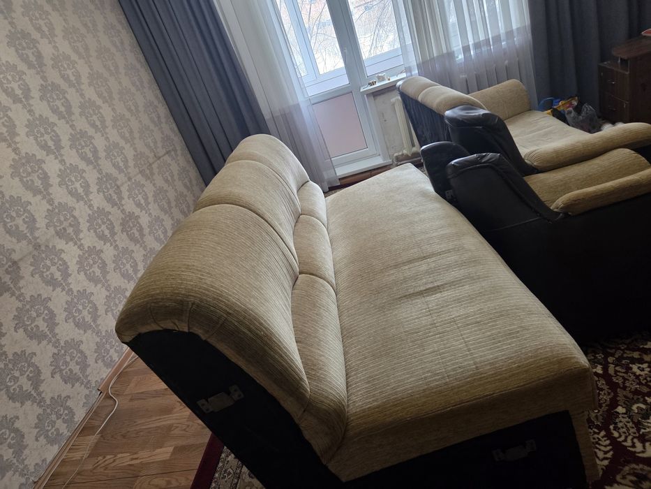 Диван б/у бесплатно