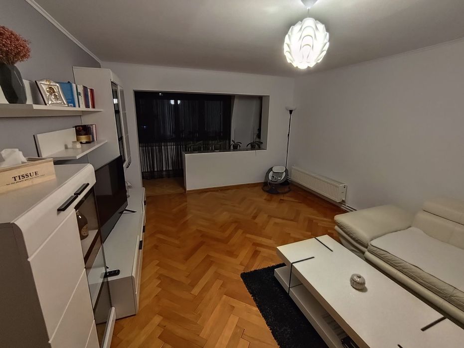 Apartament cu 4 camere Bloc 60 Scara C