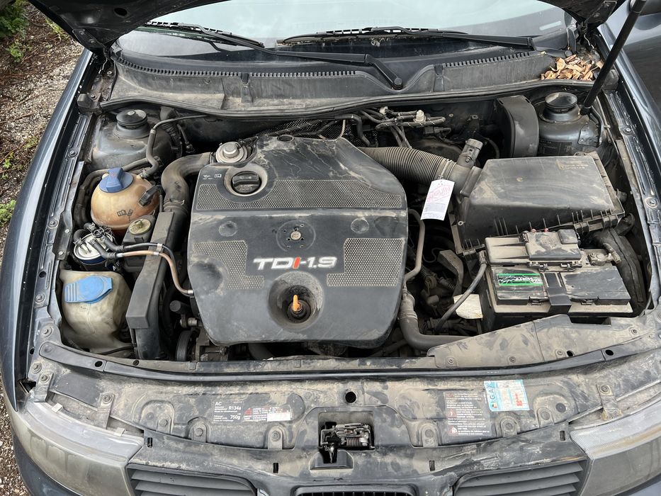 Сеат леон 1.9 тди 110 коня само на части