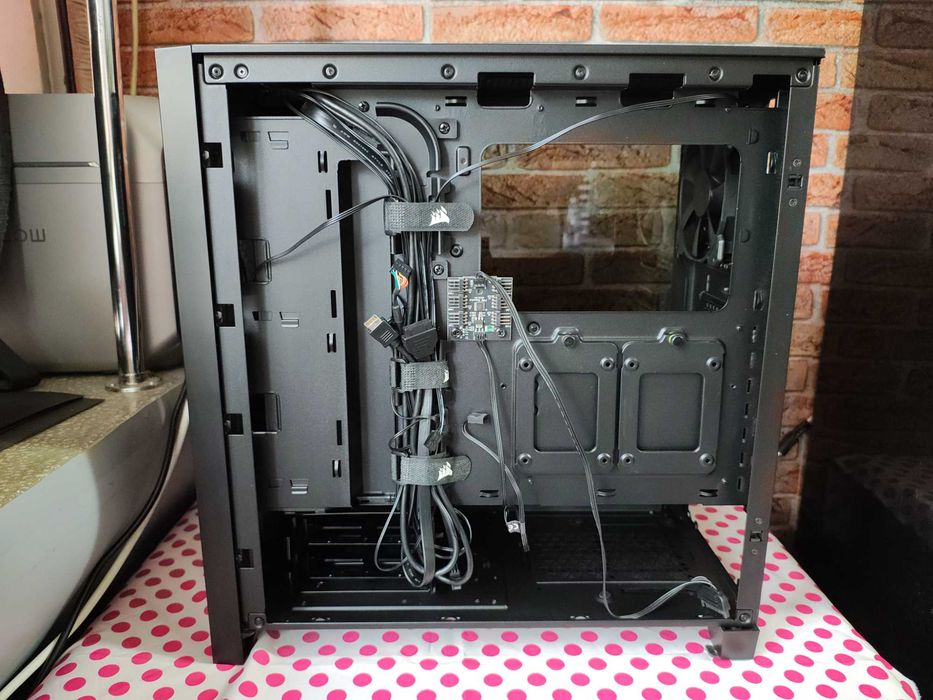 Carcasa PC Corsair 4000D Airflow Black.