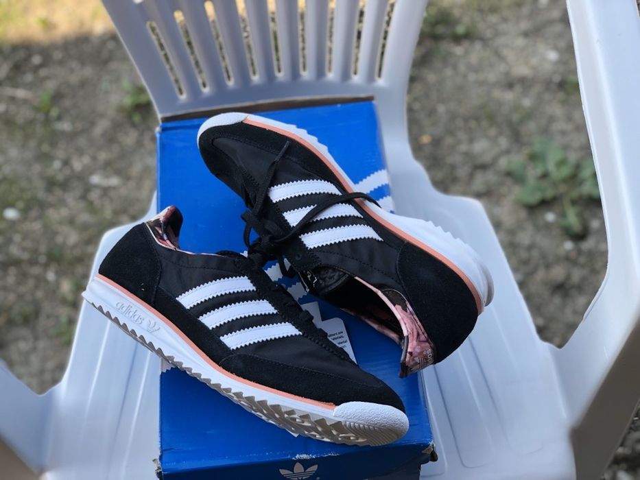 Adidasi Originali Adidas SL 72 Autentici, Noi in Cutie ! Marimea 40