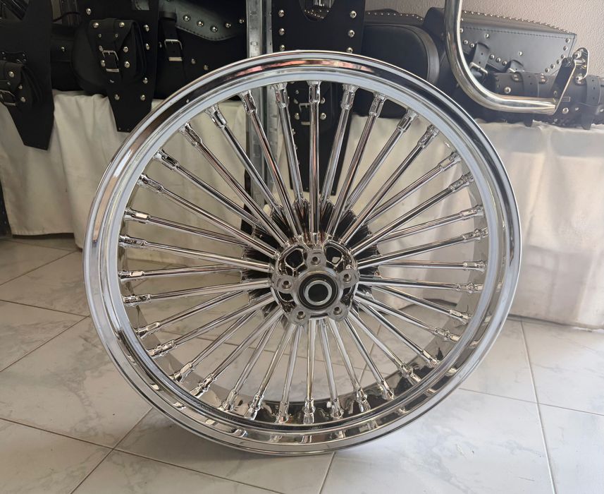Чисто НОВА предна джанта за Harley Davidson 21 x 3.5