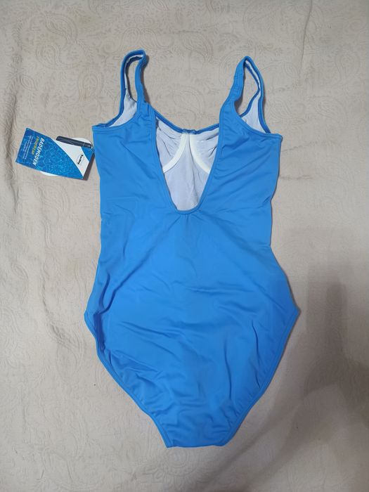 Купальник новый Fashy