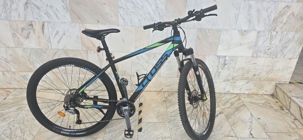 Bicicletă Mountain Bike