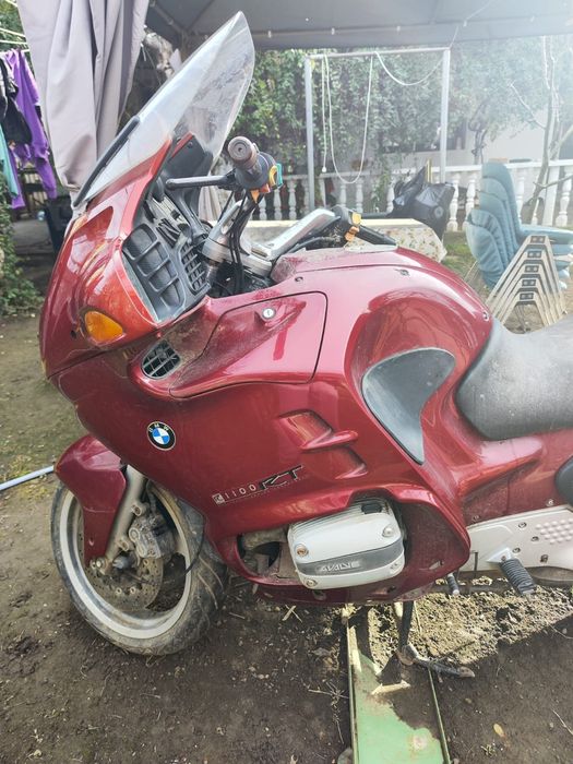 Vând motocicleta bmw rt1100