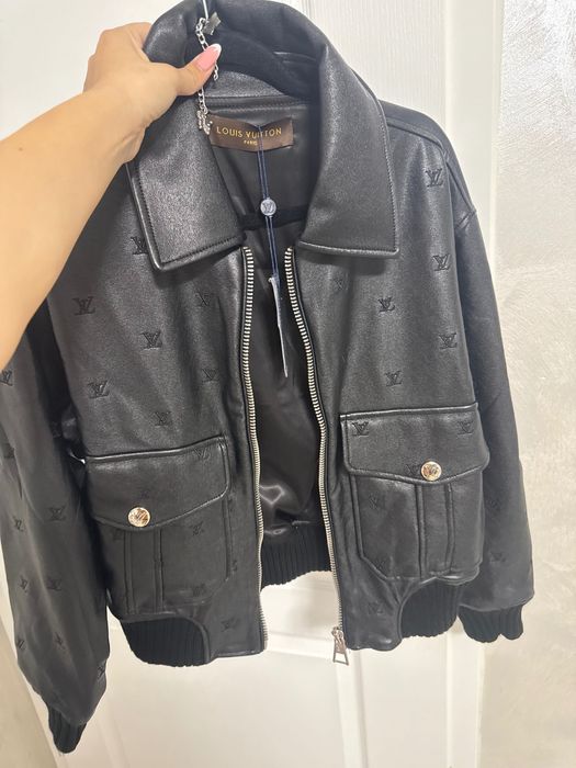 Черно яке Louis Vuitton стил